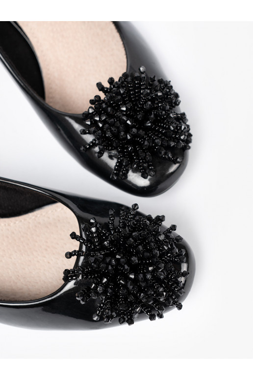 Laque puszābaki z efektowną ozdobą Laque puszābaki z efektowną ozdobą