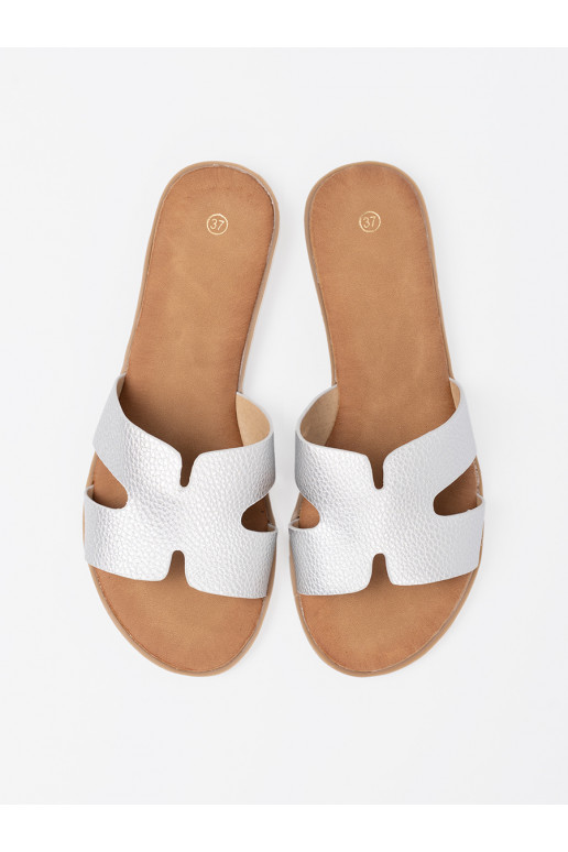 Sudraba krāsas čības   z wycięciami