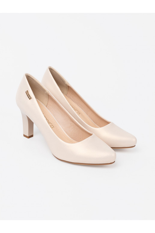 Kurpes  uz papēža Sergio Leone