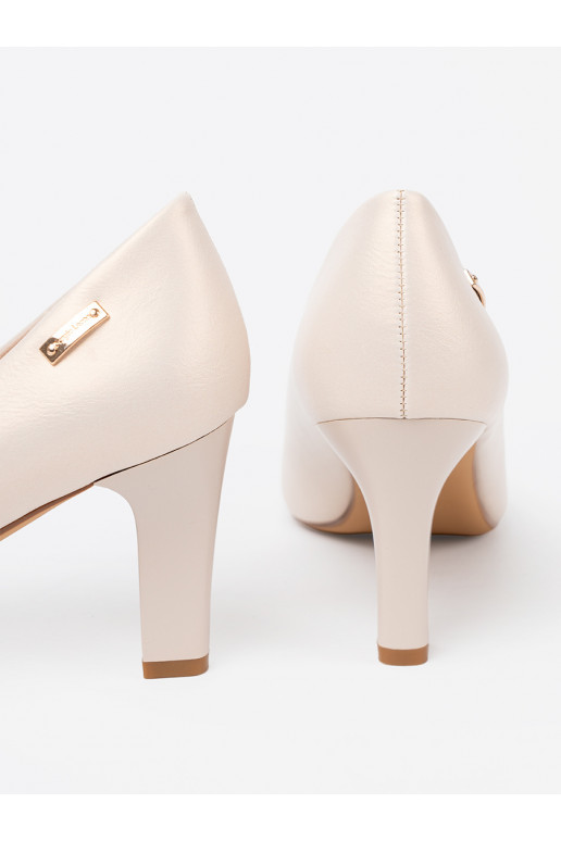 Kurpes  uz papēža Sergio Leone