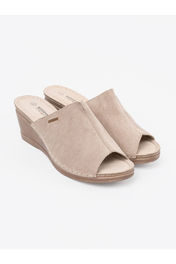 smilšu krāsas  čības  ar platformu 2