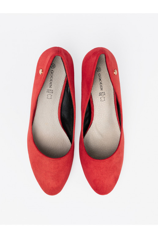 sarkanas krāsas  puszābaki 