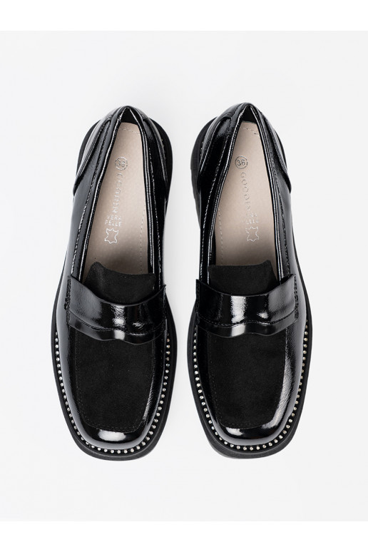 Laque mokasīni ar kniedēm