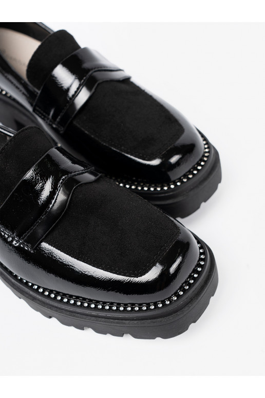 Laque mokasīni ar kniedēm