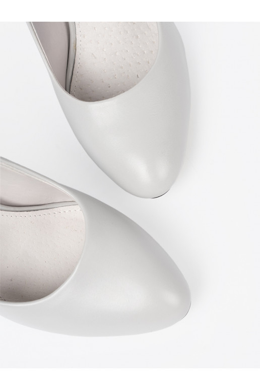 Pelēkas krāsas  puszābaki 