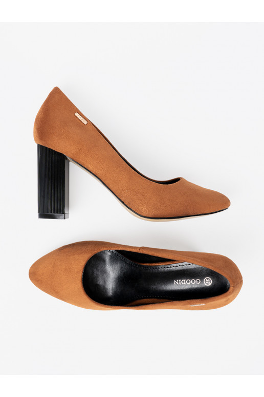 brūnas krāsas puszābaki 