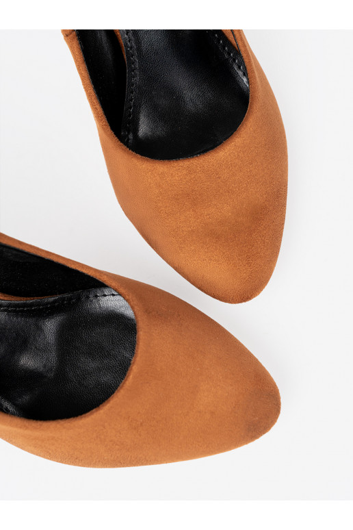 brūnas krāsas puszābaki 