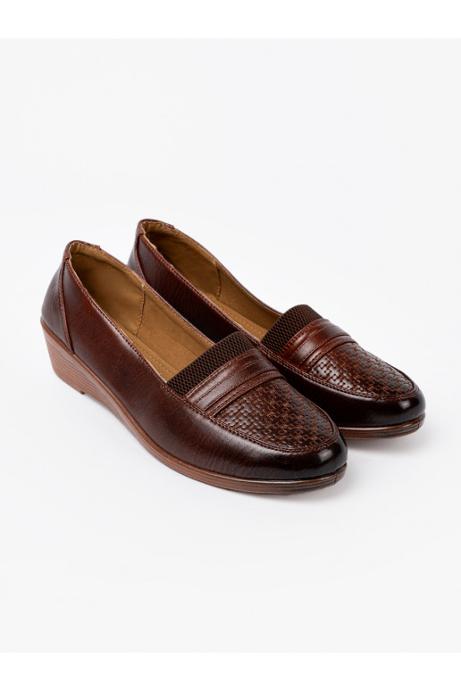 Sieviešu zābaki slip-on z fakturowanym noskiem