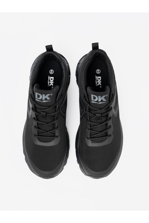 Sportiska stila obuwie Melnas krāsas DK z technologią Aqua Softshell