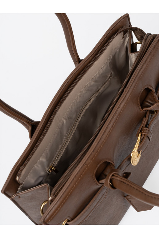 Brūnas krāsas Soma  m kolorze