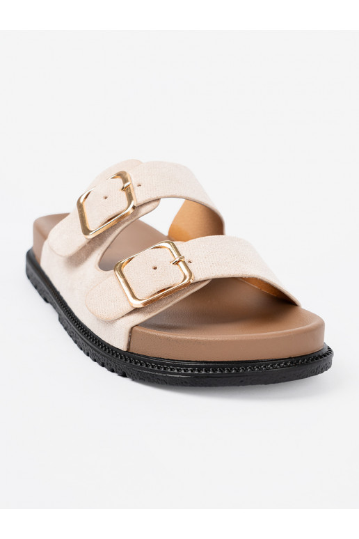 Čības   z zamszowym wykończeniem