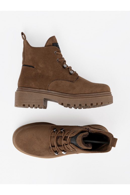 Sv tle hn d d msk traperky Sergio Leone se semišov m designem