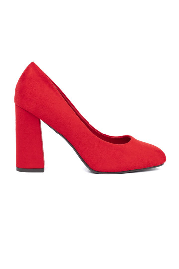 puszābaki z zaokrąglonym noskiem