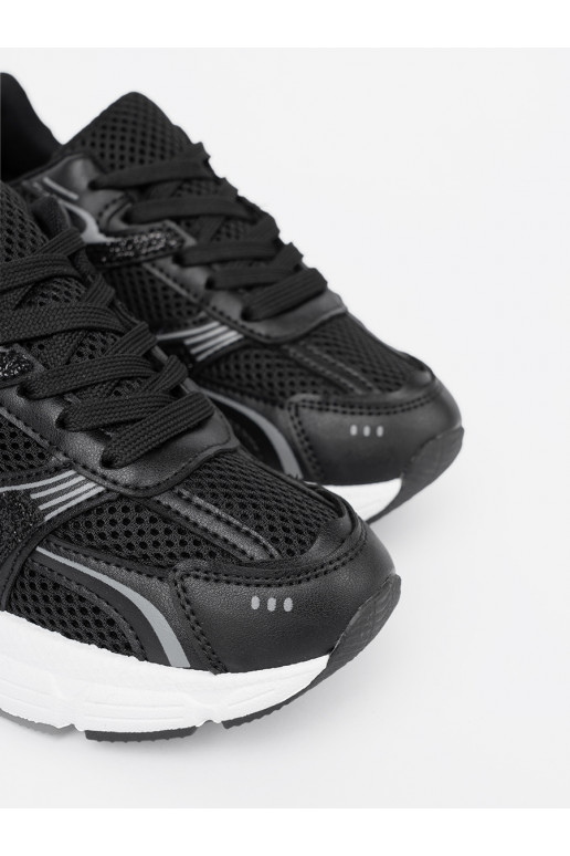 Melns Sporta apavi  i białą podeszwą