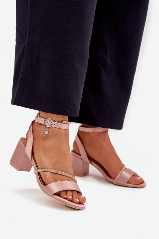 Rožā krāsā sieviešu augstpapēžu kurpes ar mirdzošām detaļām, Vinceza 20268 Rožā krāsā sieviešu augstpapēžu kurpes ar mirdzošām detaļām, Vinceza 20268