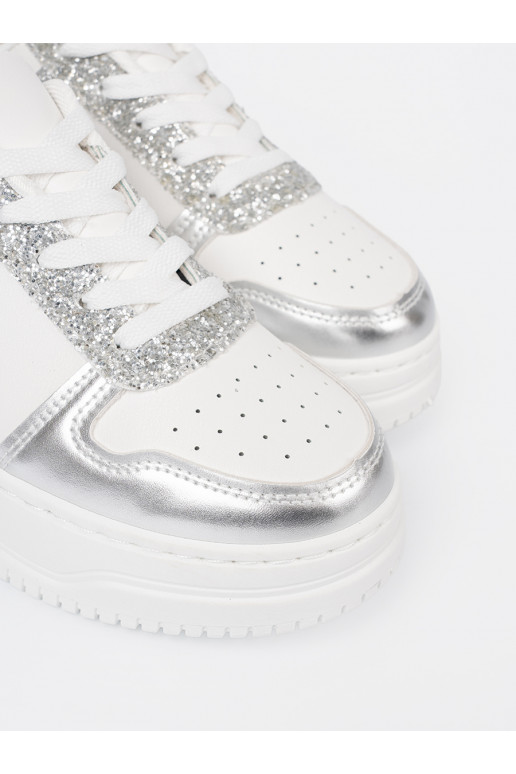 Baltas  Sporta apavi z połyskującymi detalami
