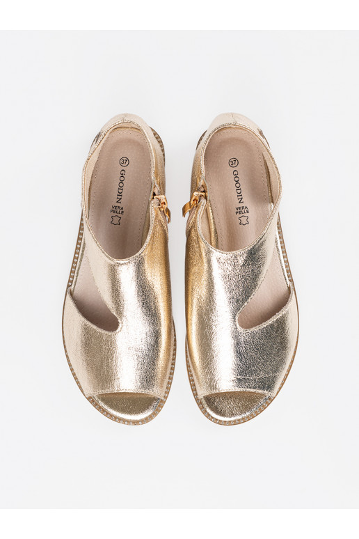 Zelta krāsas kurpes  z wycięciami