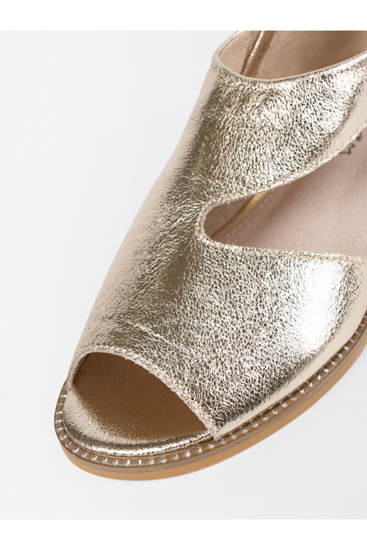 Zelta krāsas kurpes  z wycięciami