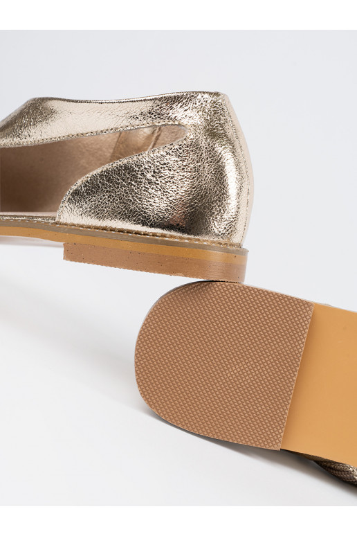 Zelta krāsas kurpes  z wycięciami