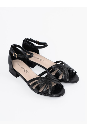Eleganta stila Melnas krāsas kurpes  2
