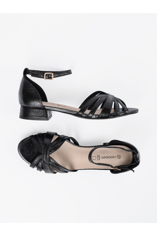 Eleganta stila Melnas krāsas kurpes 