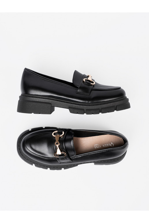 Melnas krāsas mokasīni z metalową klamrą  Melnas krāsas mokasīni z metalową klamrą