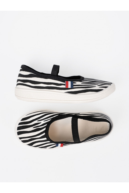 balta krāsa  kurpes  z motywem zebry