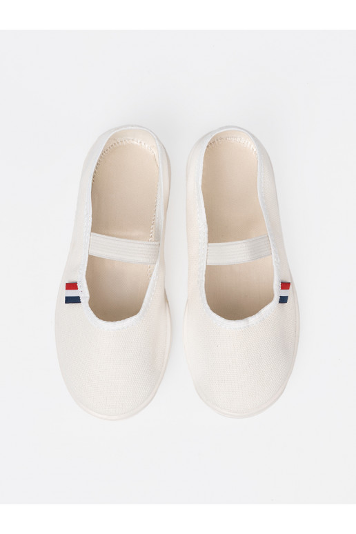  balta krāsa Apavi z m paskiem