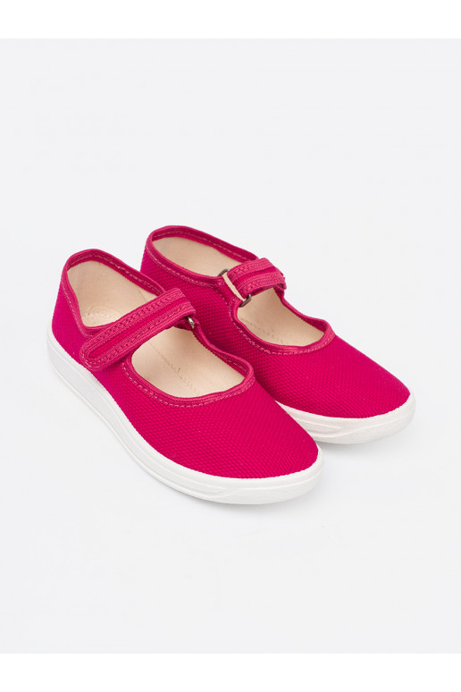 Sporta apavi  y rozā krāsa