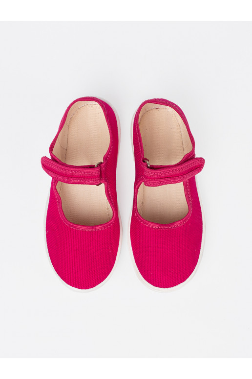 Sporta apavi  y rozā krāsa