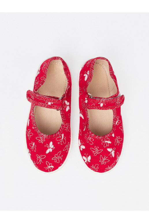 Sporta apavi  y  Sporta apavi  y