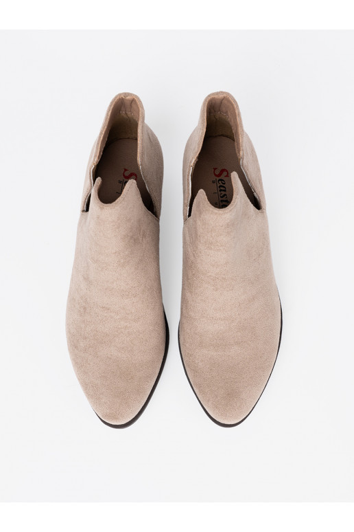 smilšu krāsas zābaki z wycięciami