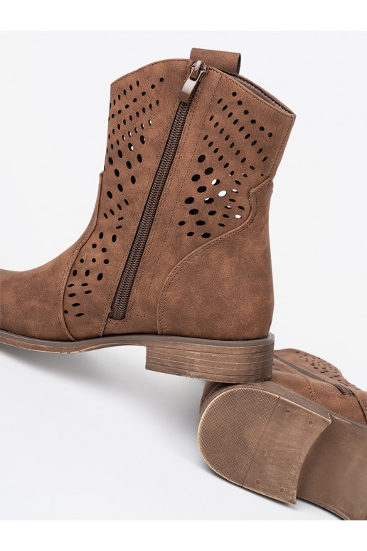 brūnas krāsas zābaki  brūnas krāsas zābaki