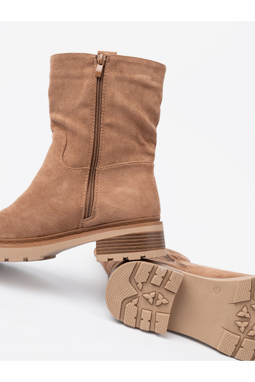 Minimalistyczne zābaki kamelowe z miękkiego zamszu Minimalistyczne zābaki kamelowe z miękkiego zamszu