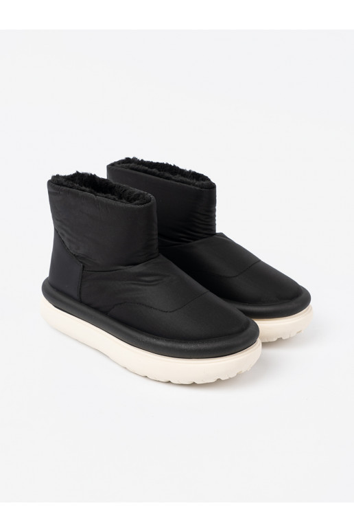 ūdensdrošs Sieviešu sniega zābaki Melnas krāsas z futrzanym wnętrzem