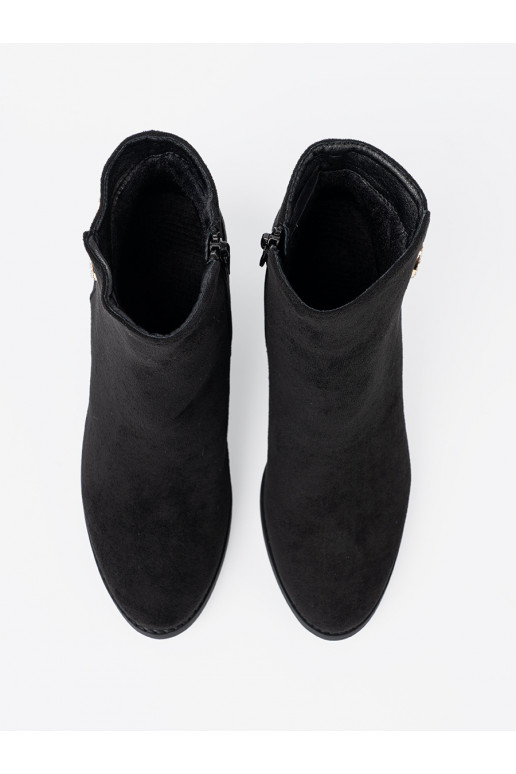 Melns sieviešu zābaki z elegancką sprzączką