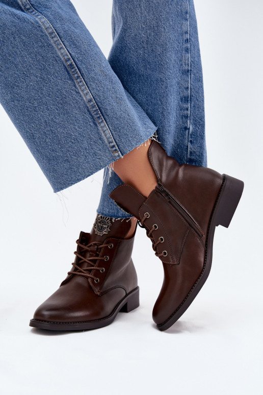 zempapēžu apavi sievietēm ar platiem papēžiem  Detalem siltināti brūnas krāsas Cylira zempapēžu apavi sievietēm ar platiem papēžiem  Detalem siltināti brūnas krāsas Cylira