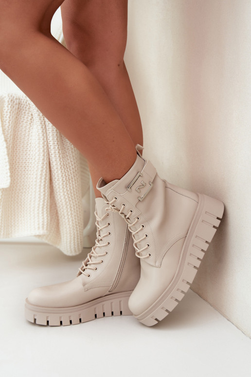 Sieviešu puszābaki ar platformu  Detalem siltināti Ziloņkaula krāsas Lyrana Sieviešu puszābaki ar platformu  Detalem siltināti Ziloņkaula krāsas Lyrana