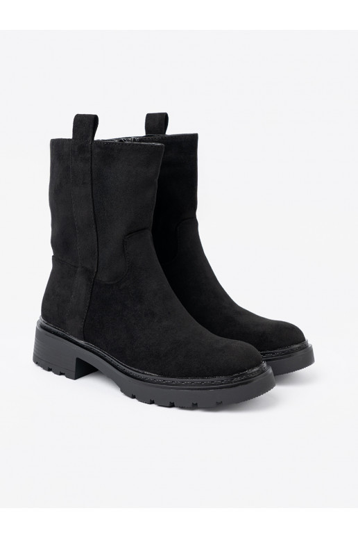  zābaki  z grubą, czarną podeszwą