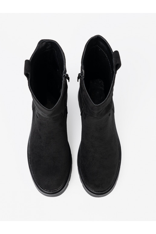  zābaki  z grubą, czarną podeszwą