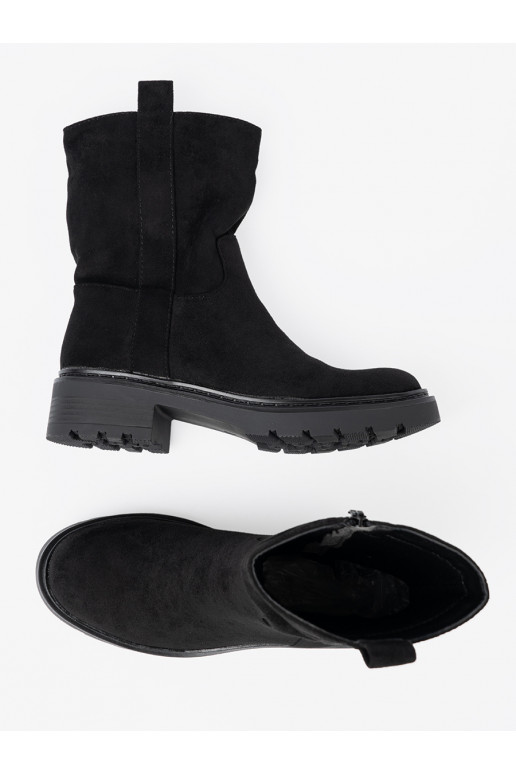  zābaki  z grubą, czarną podeszwą