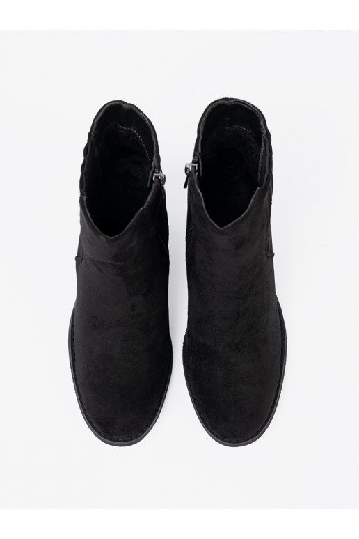 zamšādas  Melnas krāsas