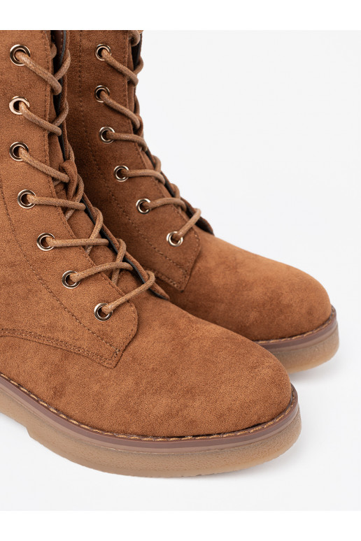  zābaki kolorze karmelowym 