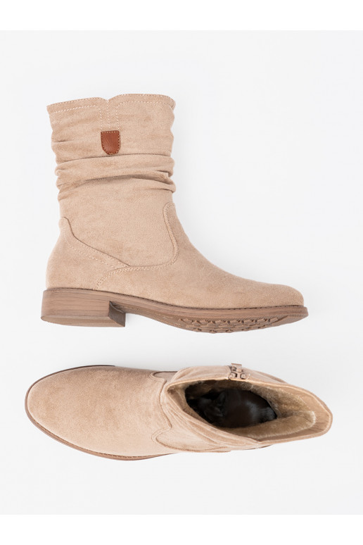 smilšu krāsas zābaki 