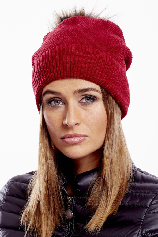 Cap-AT-CZ-171701.37-sarkans