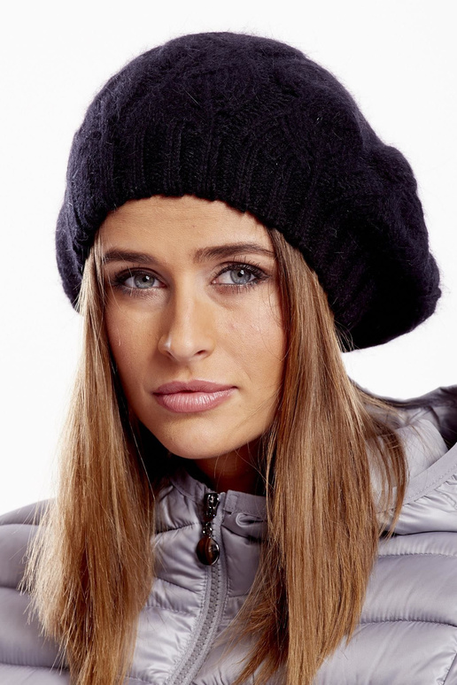 Cepure -AT-CZ-H616.33-melna