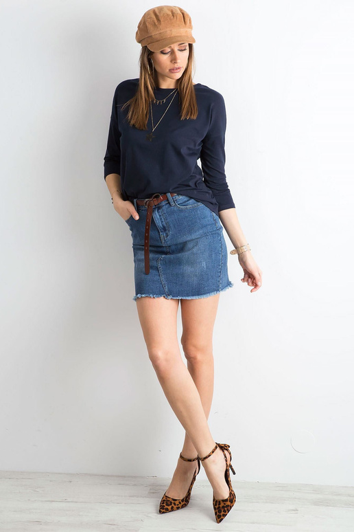 Aprīļa tumši zila blūze