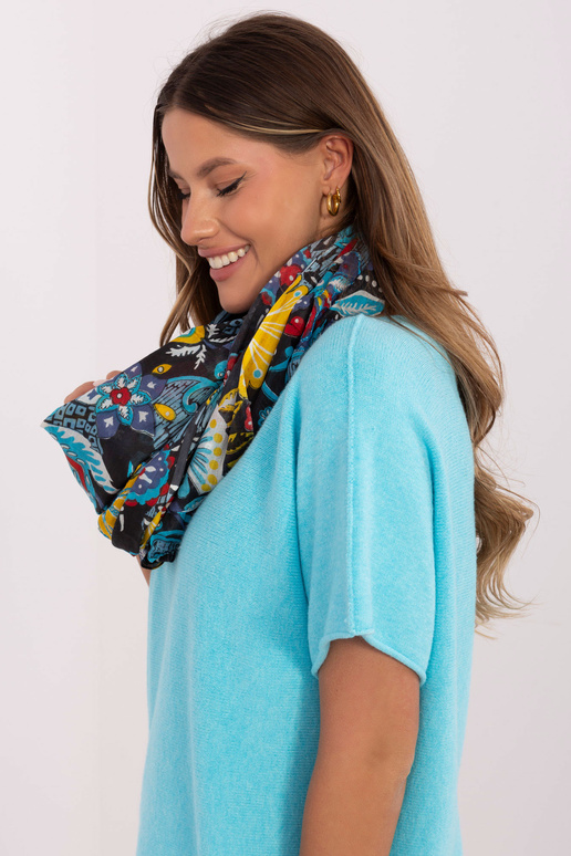 Šalle-AT-PO-205011.89-daudzkrāsaina