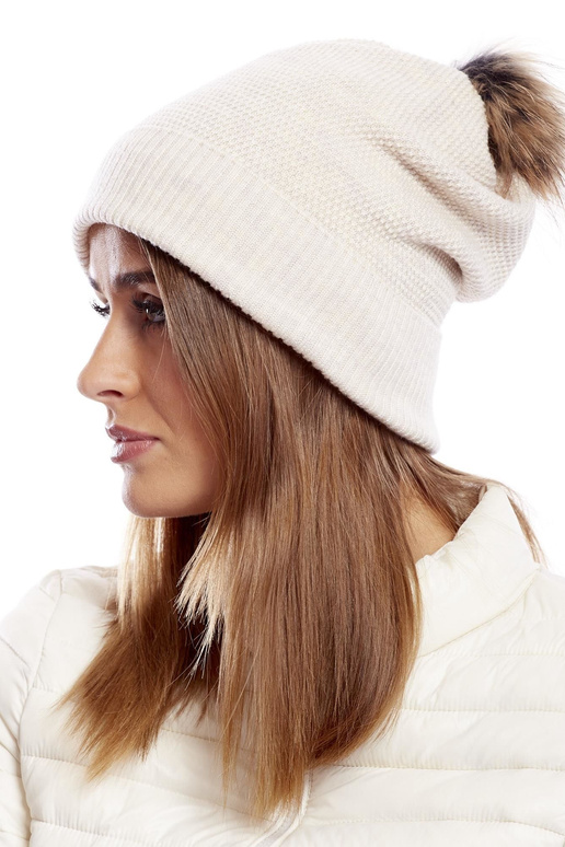 Cap-AT-CZ-171701.37-gaiši bēšs