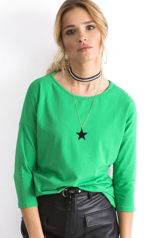 Aprīļa zaļā blūze